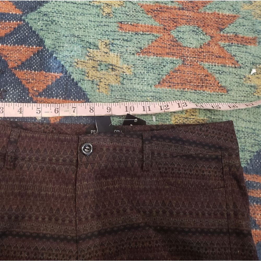 Peace of Cloth Pants - Picture 8 of 10